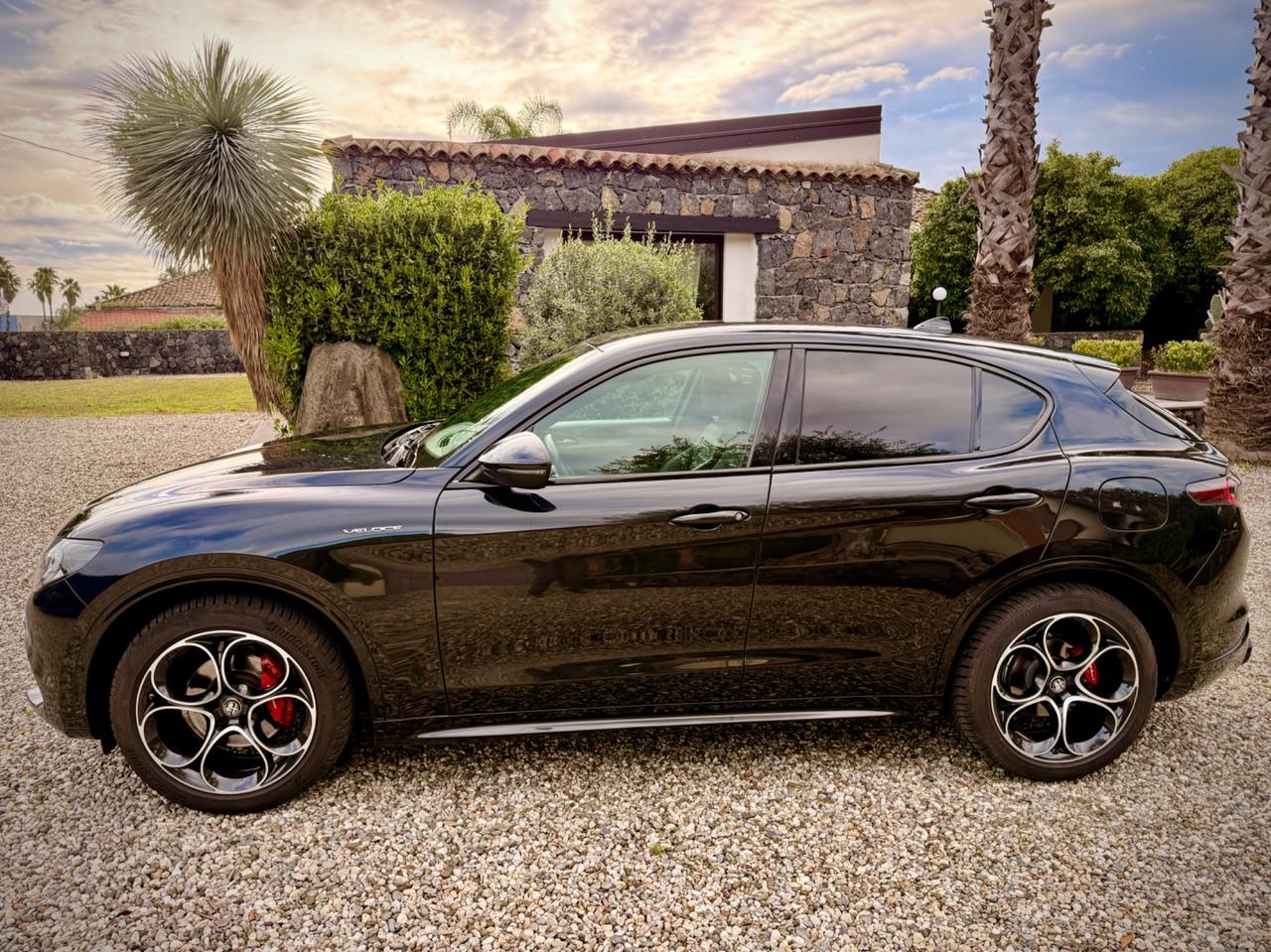 Alfa Romeo Stelvio 2.2 Turbodiesel 210 CV AT8 Q4 Veloce Fatture Tagliandi