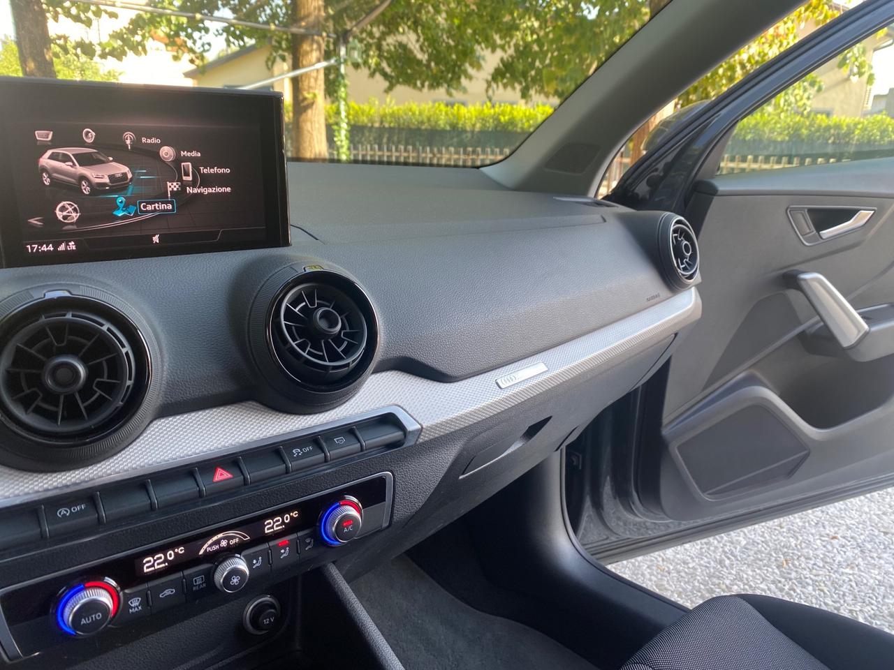 Audi Q2 1.6 TDI ADVANCED NEOPATENTATI!!!