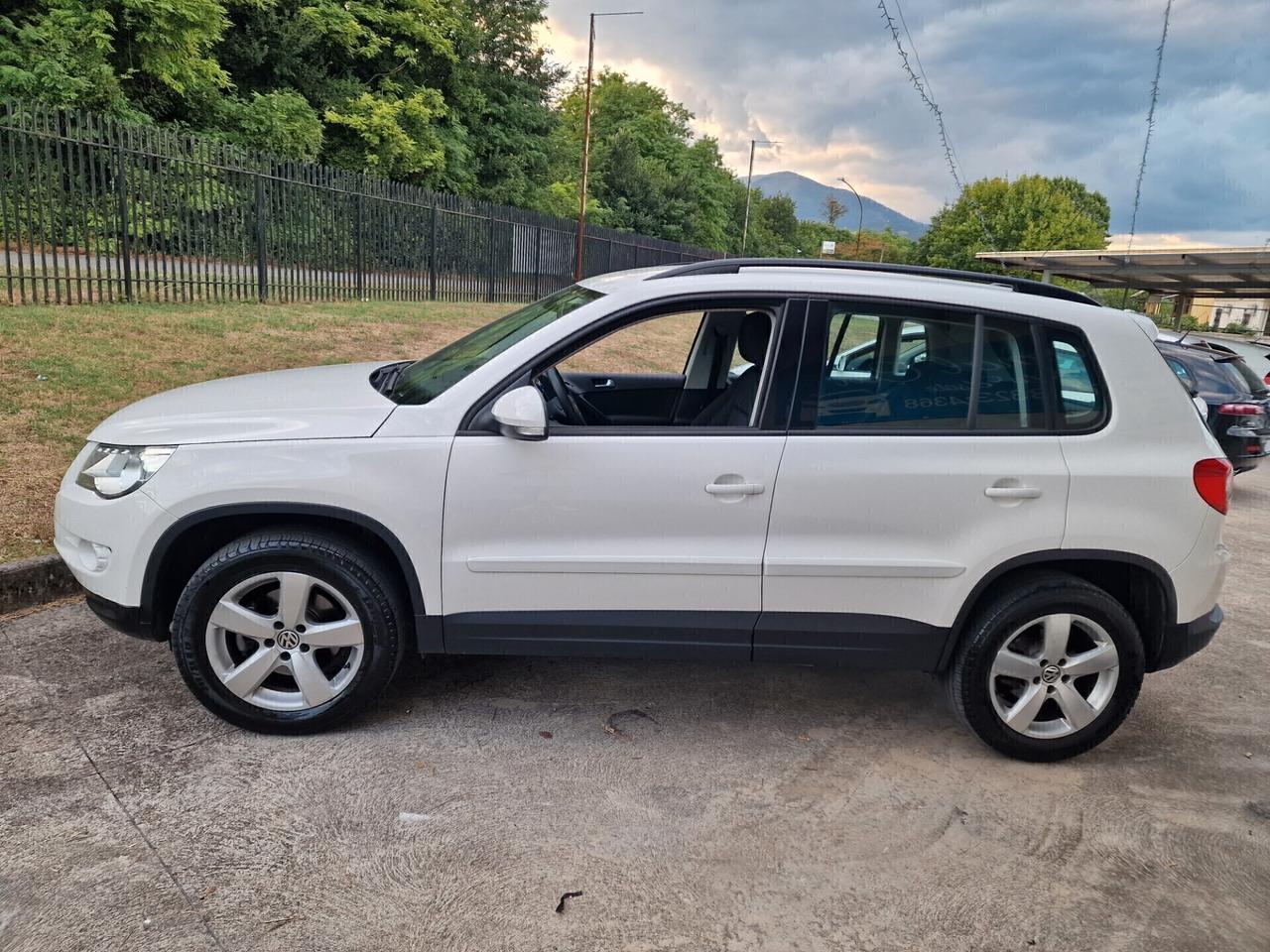 Volkswagen Tiguan 2.0 TDI DPF 4MOTION "159.000 km*