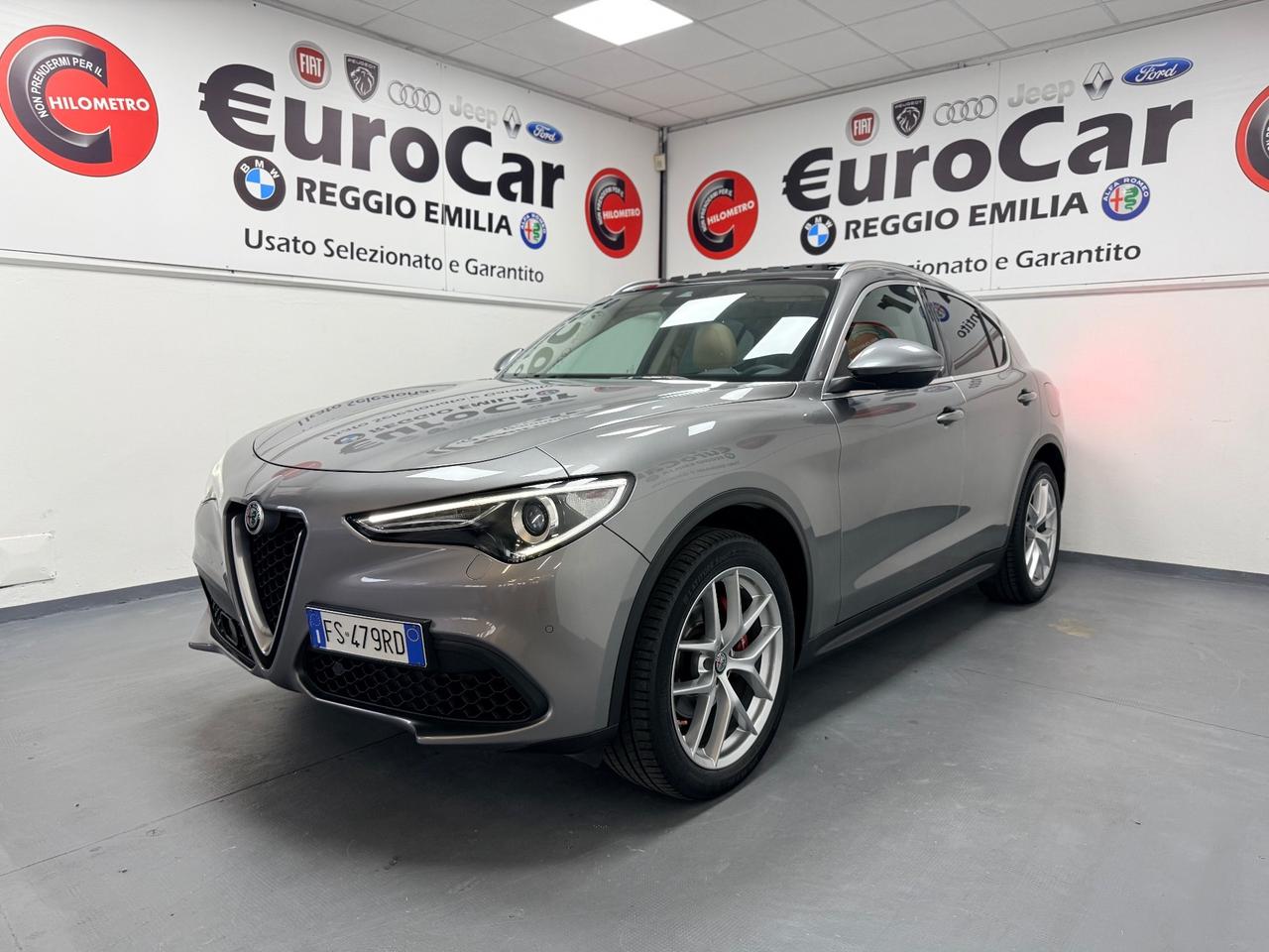 Alfa Romeo Stelvio 2.0 Turbo 280 CV AT8 Q4 B-Tech 11/2018 TETTO RADAR