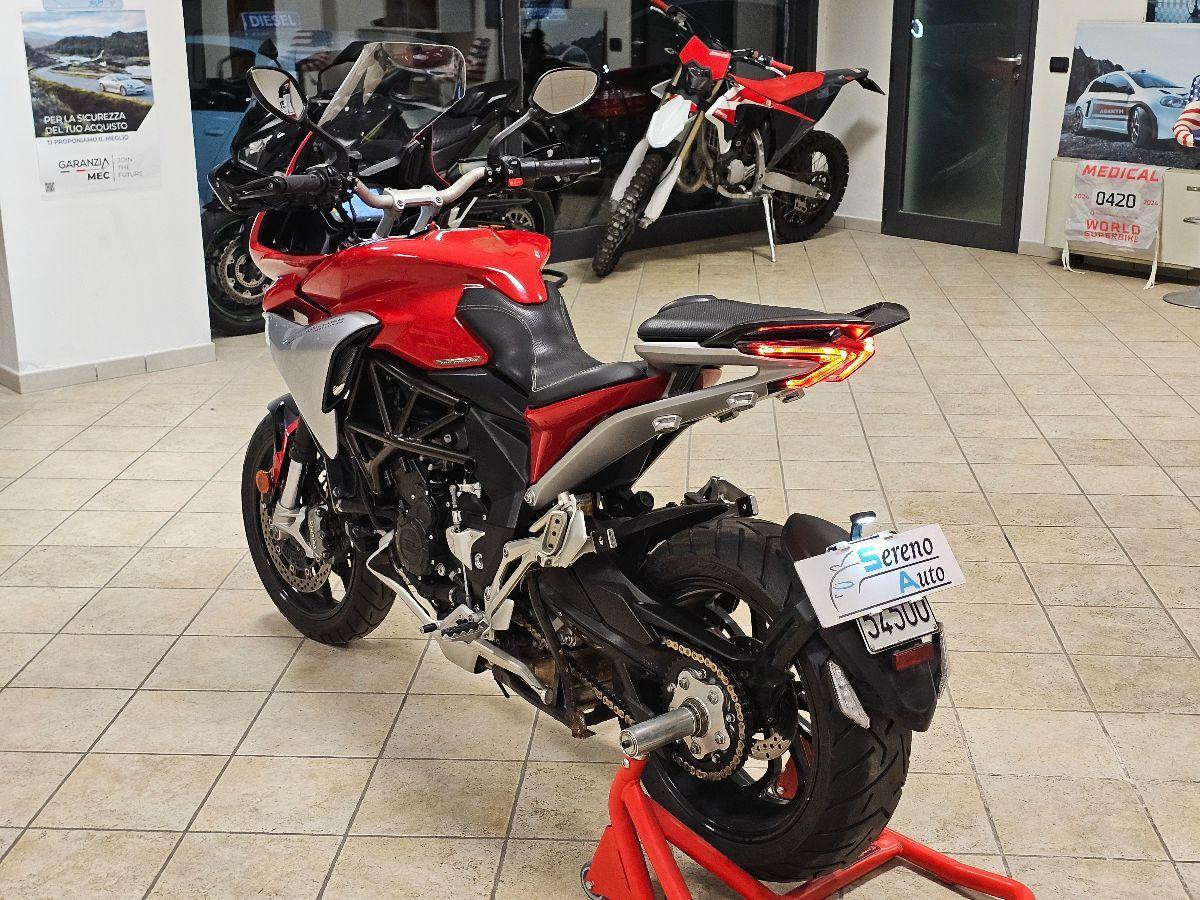MV AGUSTA TURISMO VELOCE LUSSO CON VALIGE+ACCESSORI