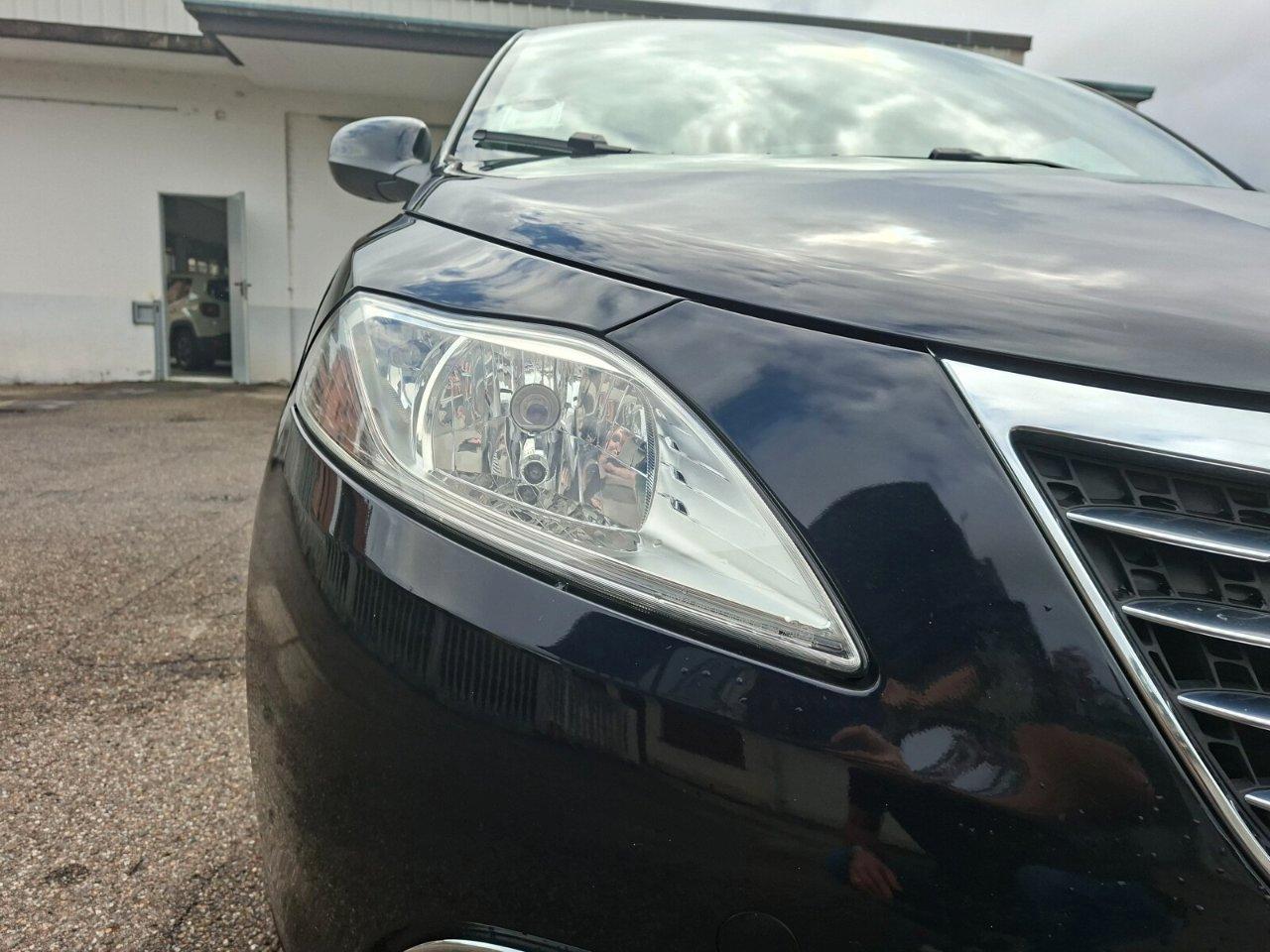 Lancia Ypsilon 5 Porte Ypsilon 1.2 Silver