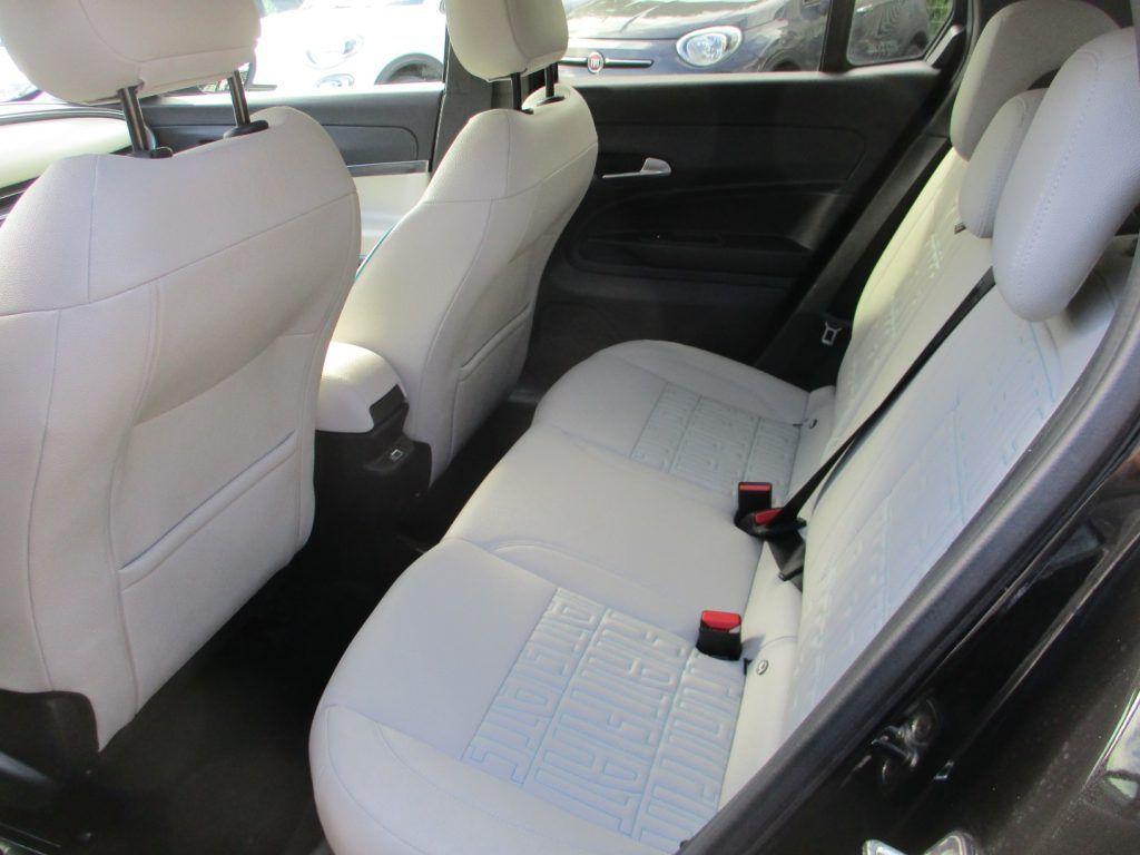 Fiat 600 Hybrid DCT MHEV LaPrima - FULL OPTIONAL