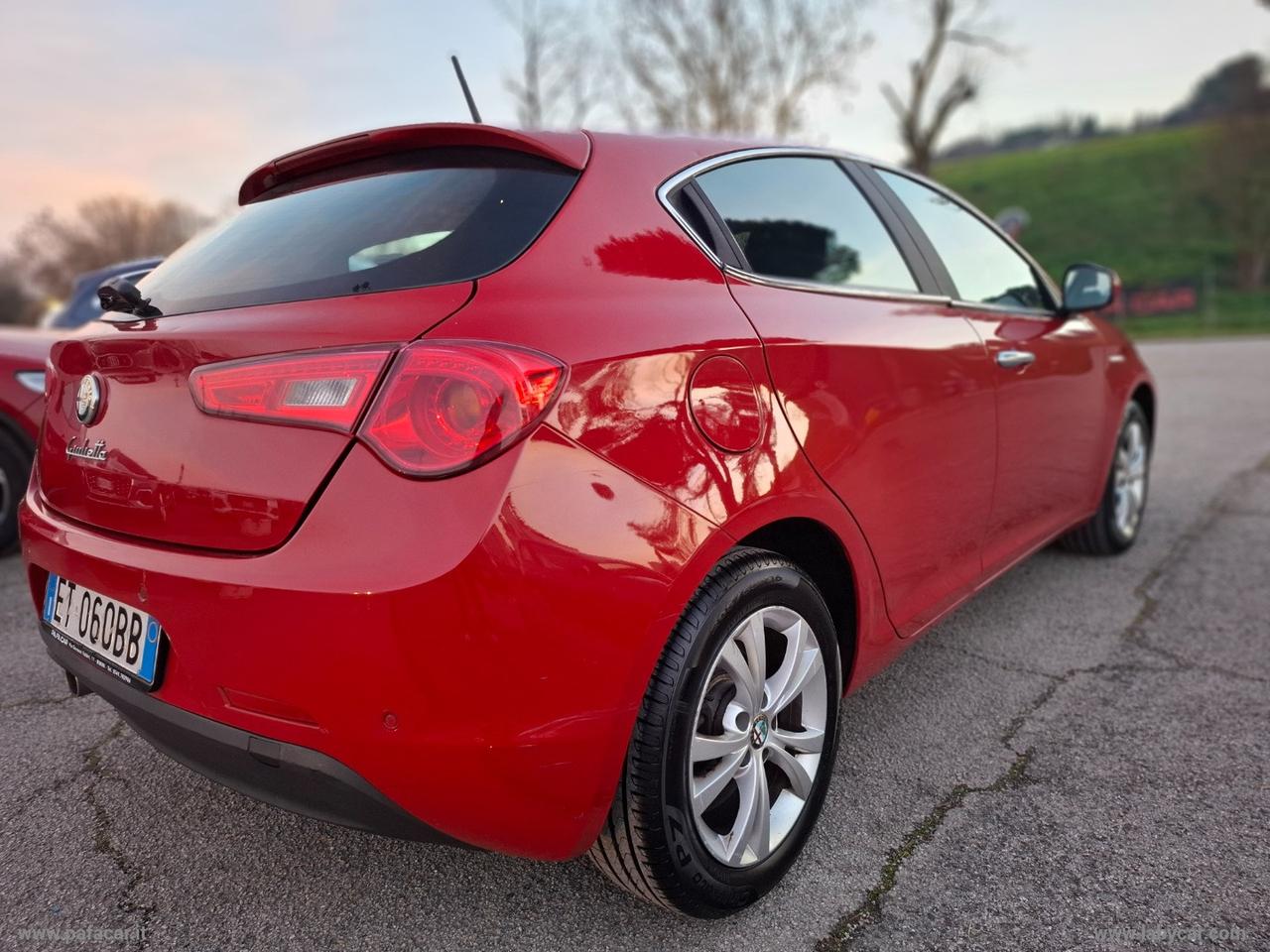 ALFA ROMEO Giulietta 1.6 JTDm-2 105 CV Distinctive