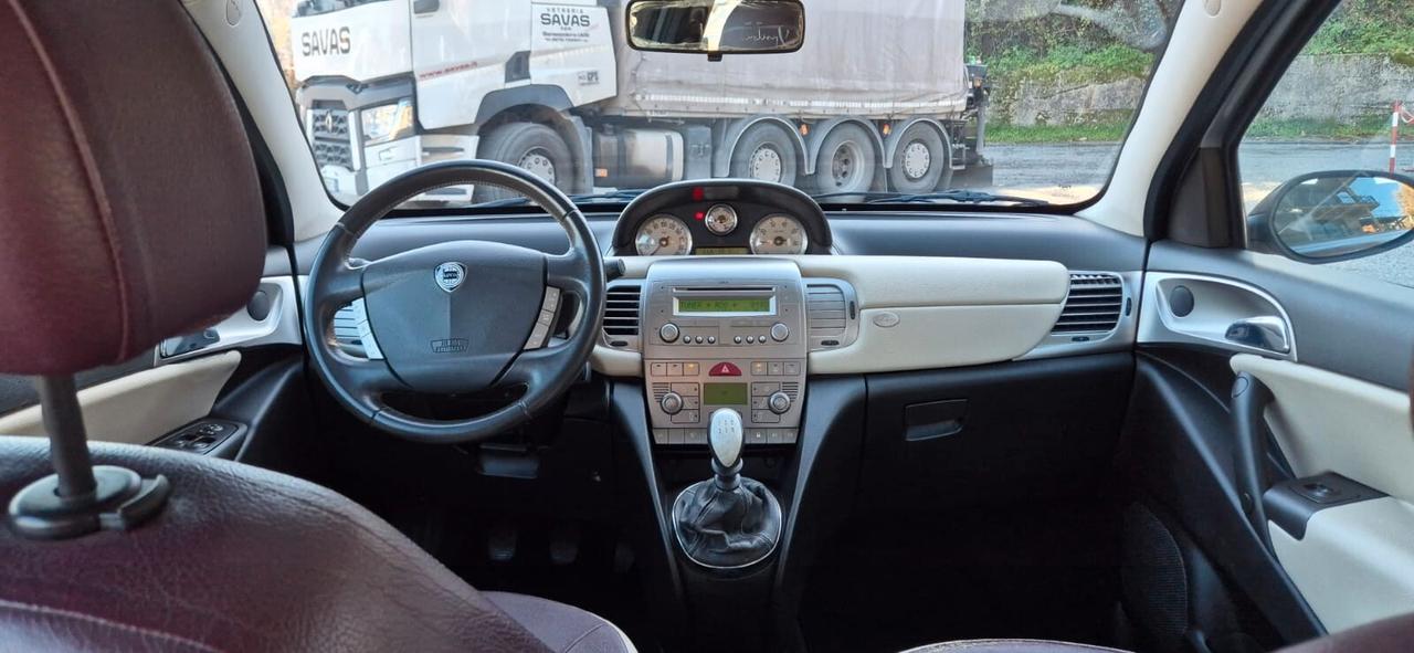 Lancia Ypsilon 1.4 ModaMilano-Km 116.000-FullOpt