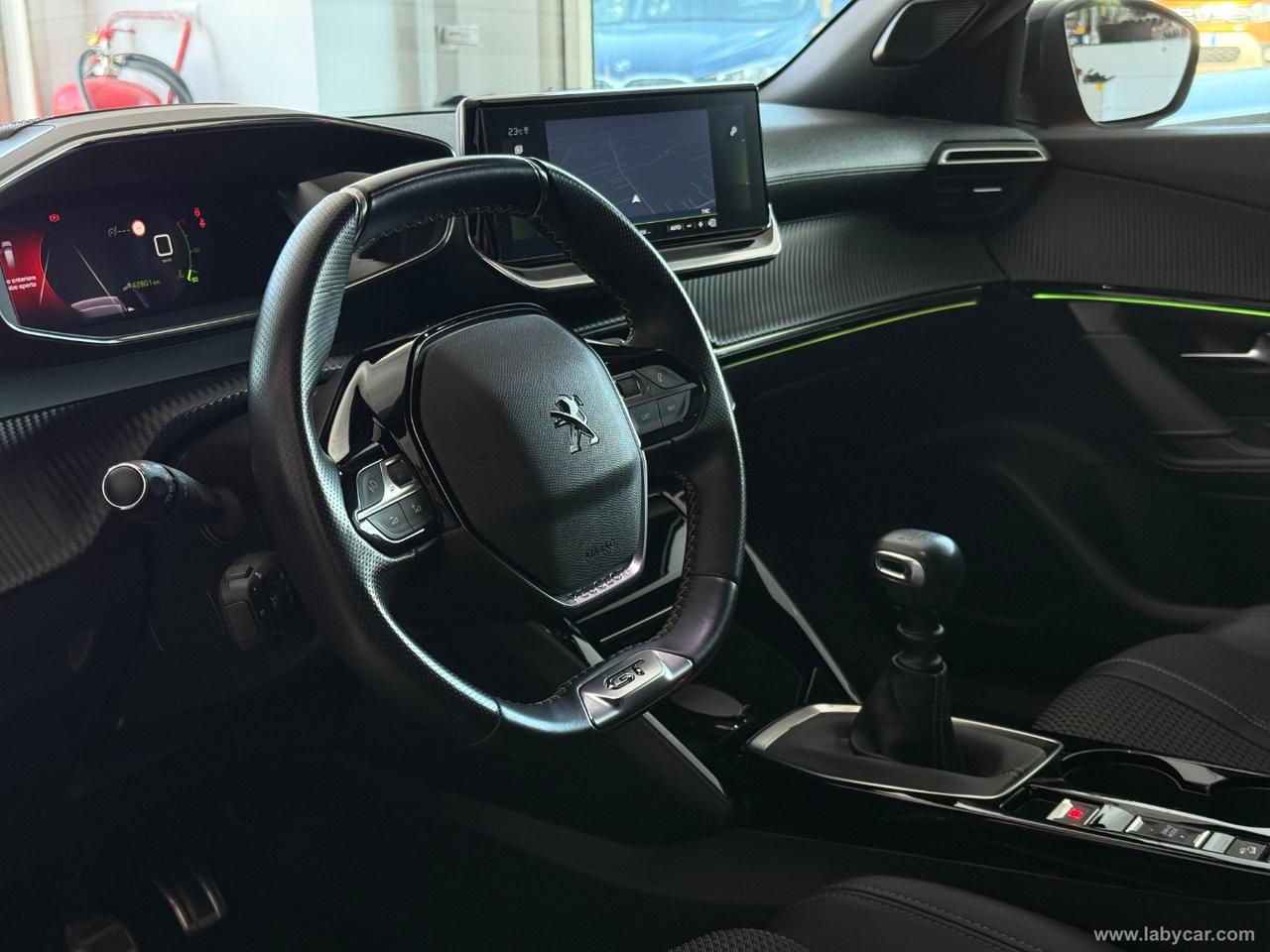 PEUGEOT 2008 PureTech 130 S&S Allure