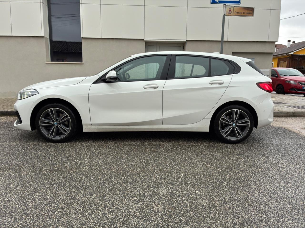 Bmw 116 116d 5p. Sport