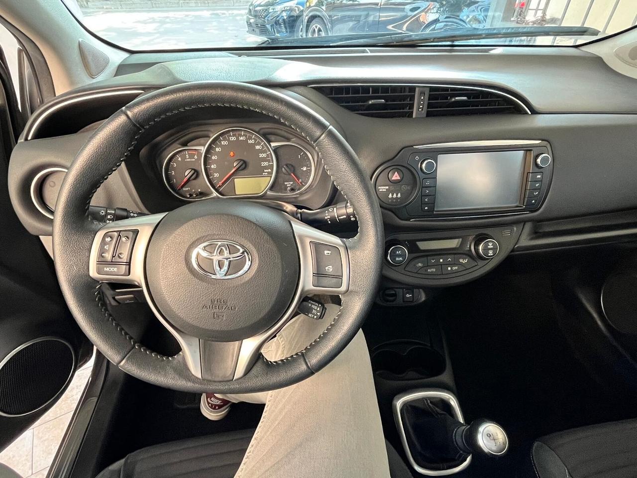 Toyota Yaris 1.4 D-4D 5 porte Lounge