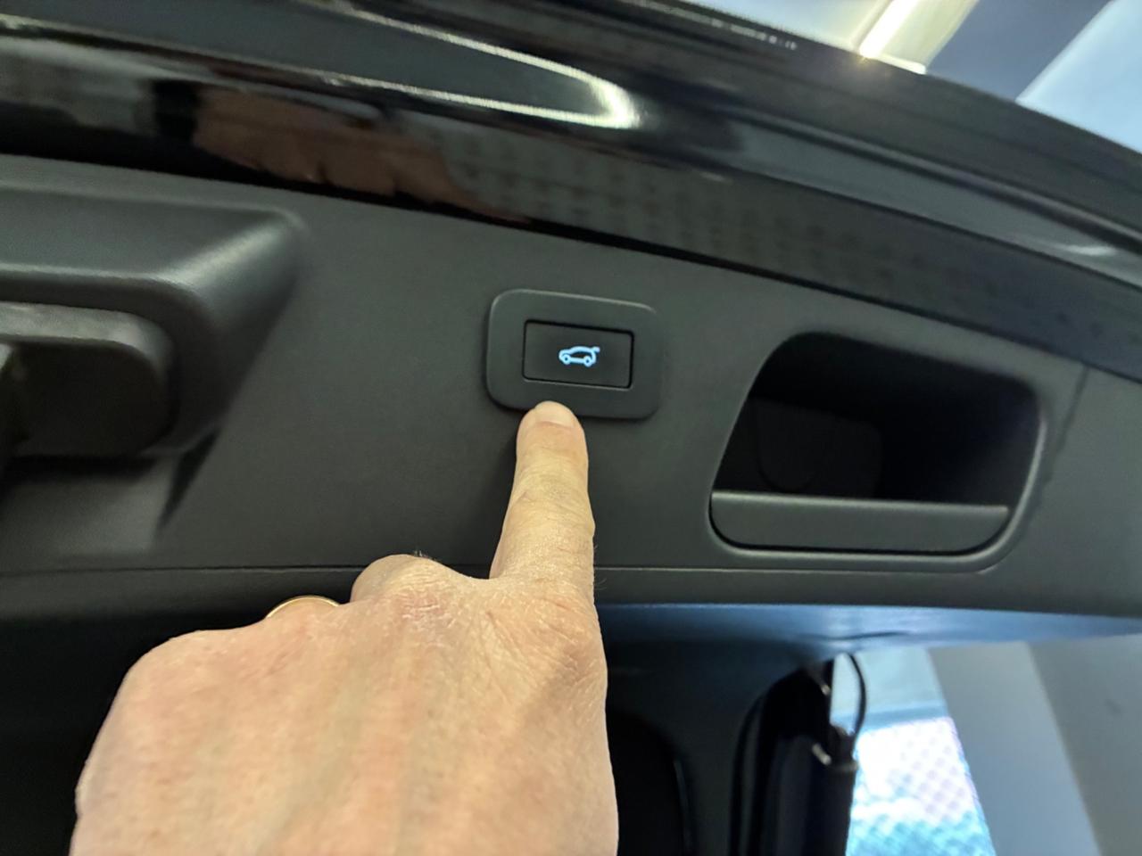 Jaguar E-Pace 2.0d i4 fwd 163cv Aziendale