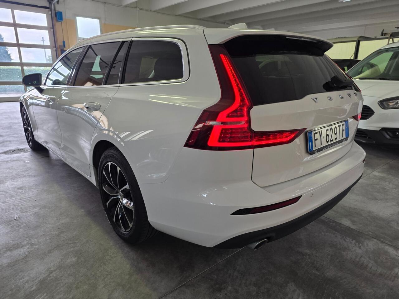 Volvo V60 D4 Geartronic gancio traino, uniproprietario, €6D