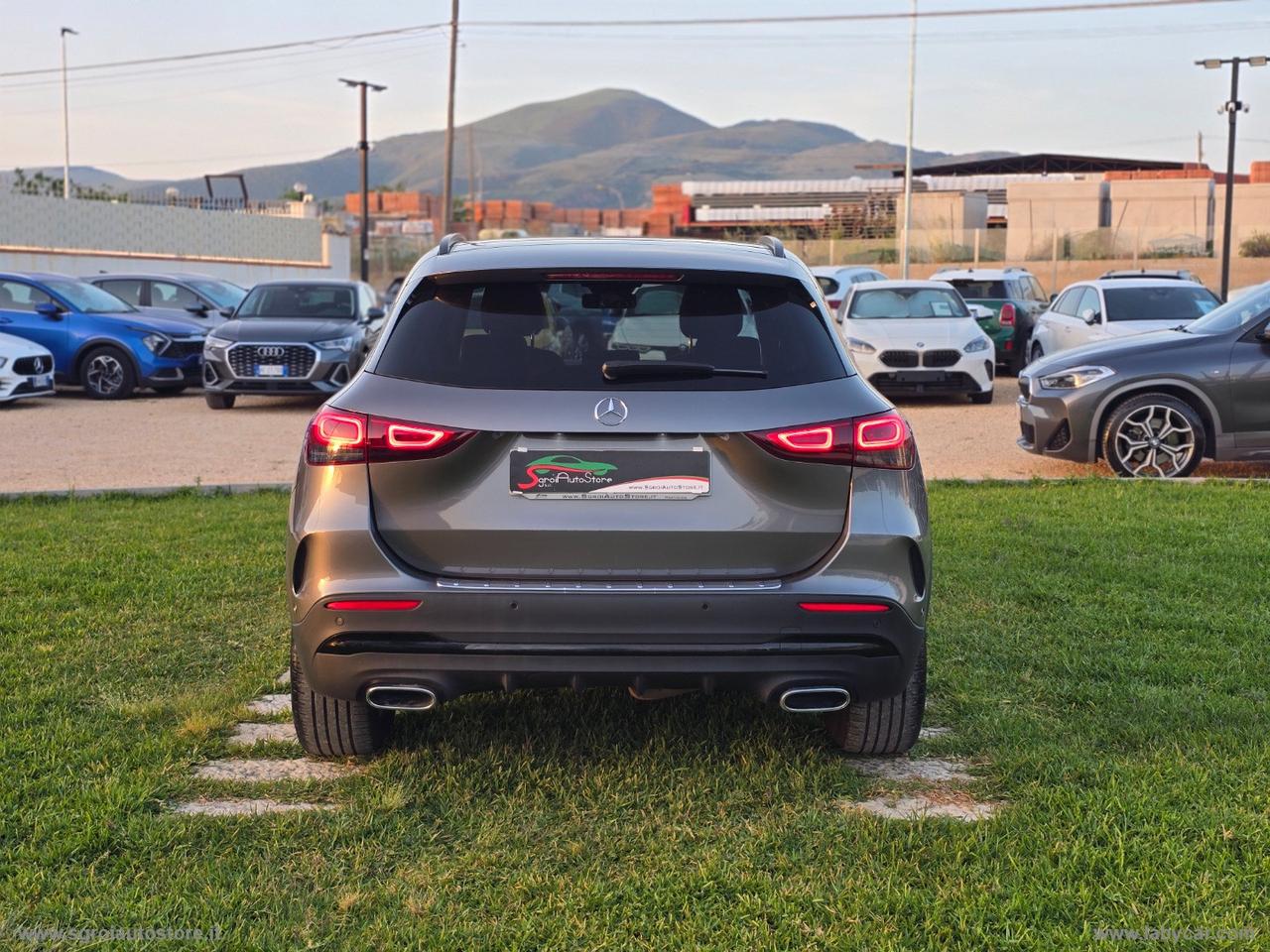 MERCEDES-BENZ GLA 180 d Automatic Premium TETTUCCIO