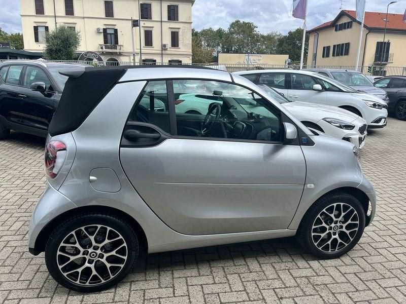 smart fortwo EQ cabrio Prime