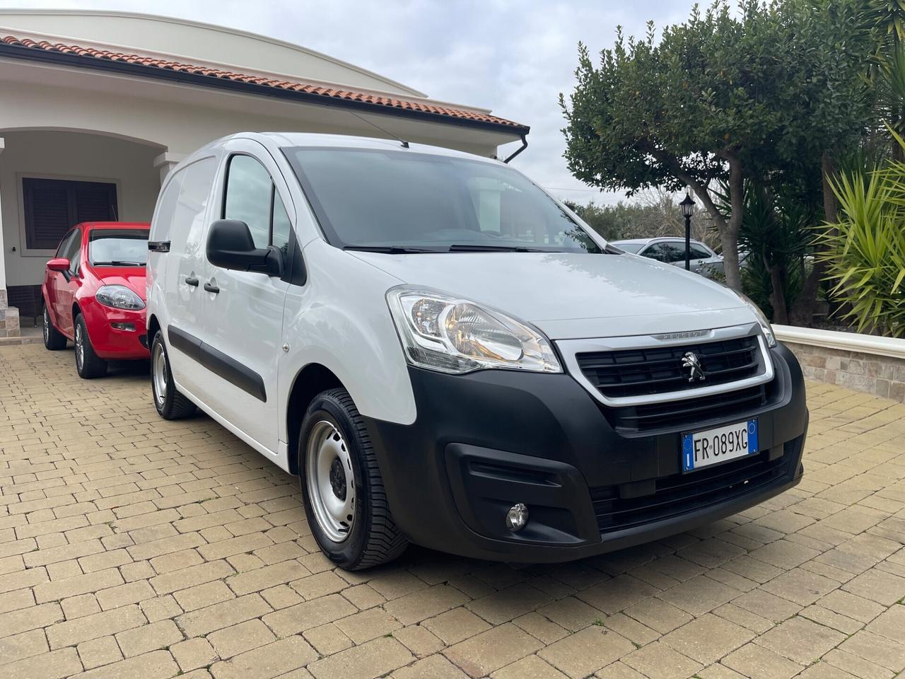 PEUGEOT PARTNER 1.6 HDI 3 POSTI VAN PORTA LAT MY18