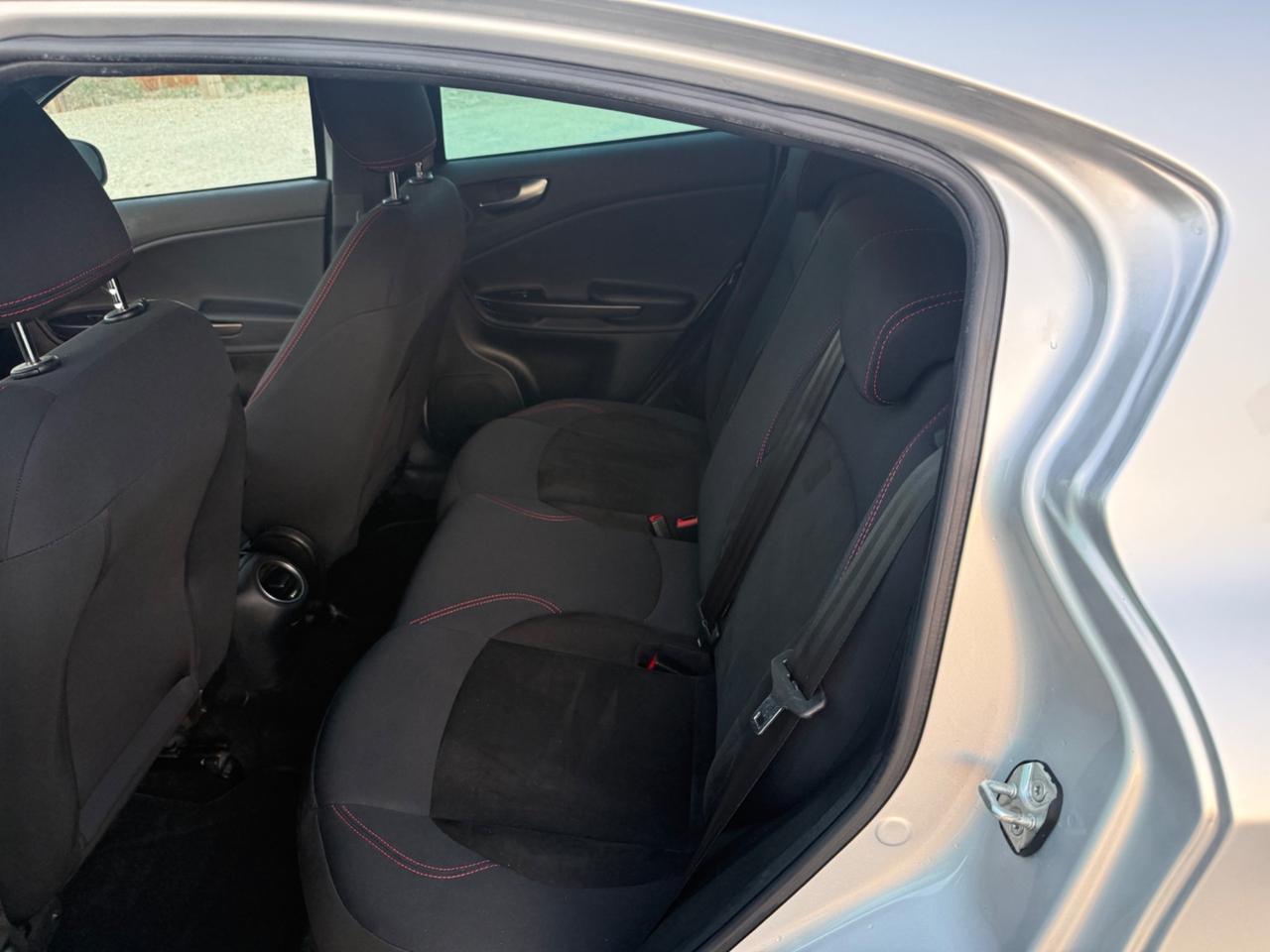 Alfa Romeo Giulietta 1.6 JTDm-2 120 CV Sprint 2015