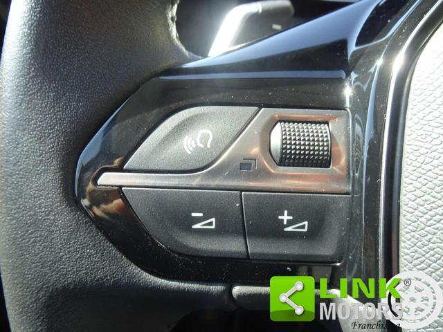 PEUGEOT 208 PureTech 100 Stop&Start Allure Pack