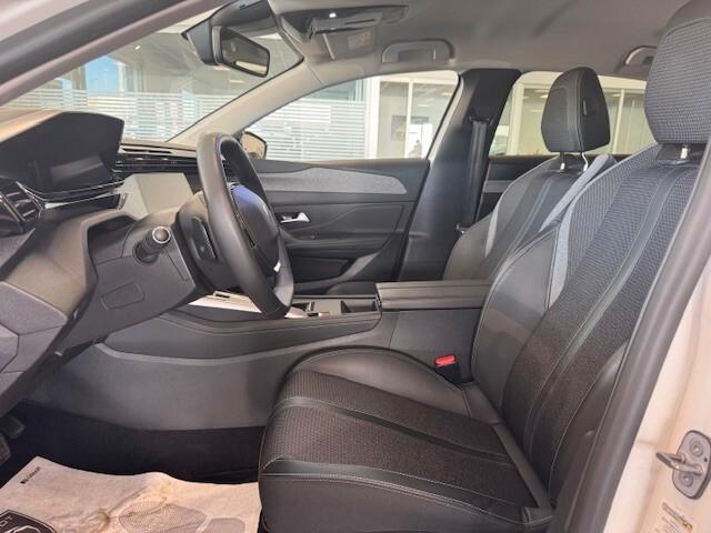 Peugeot 308 BlueHDi 130 EAT8 Allure 2023