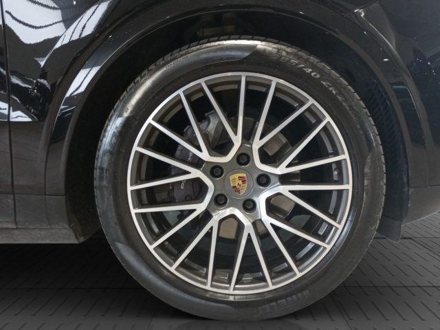 PORSCHE Cayenne Cayenne
