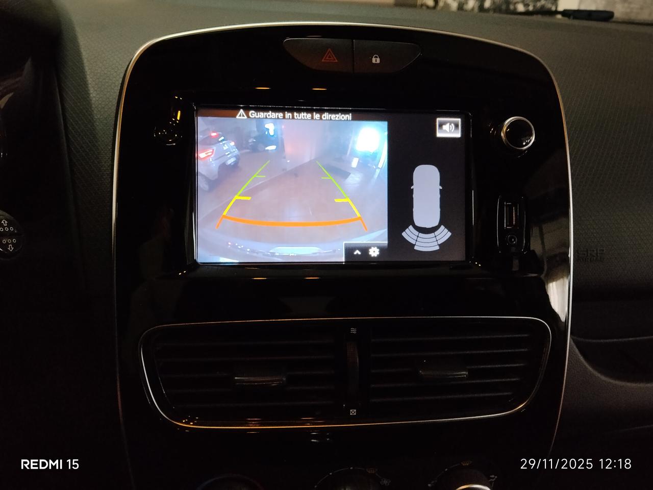 Renault Clio dCi 1.5 diesel 90 CV 5 porte Moschino Life