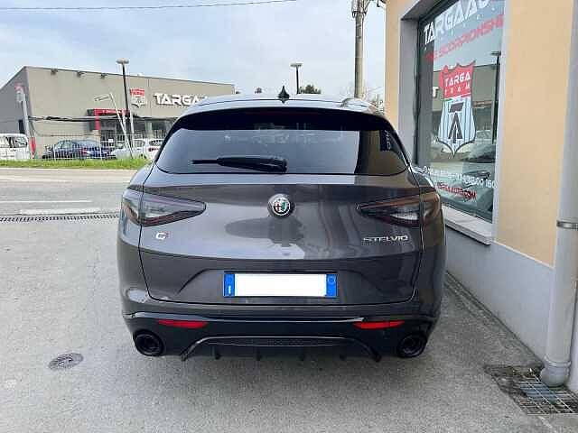 Alfa Romeo Stelvio 2.2 Turbodiesel 210 CV AT8 Q4 Veloce