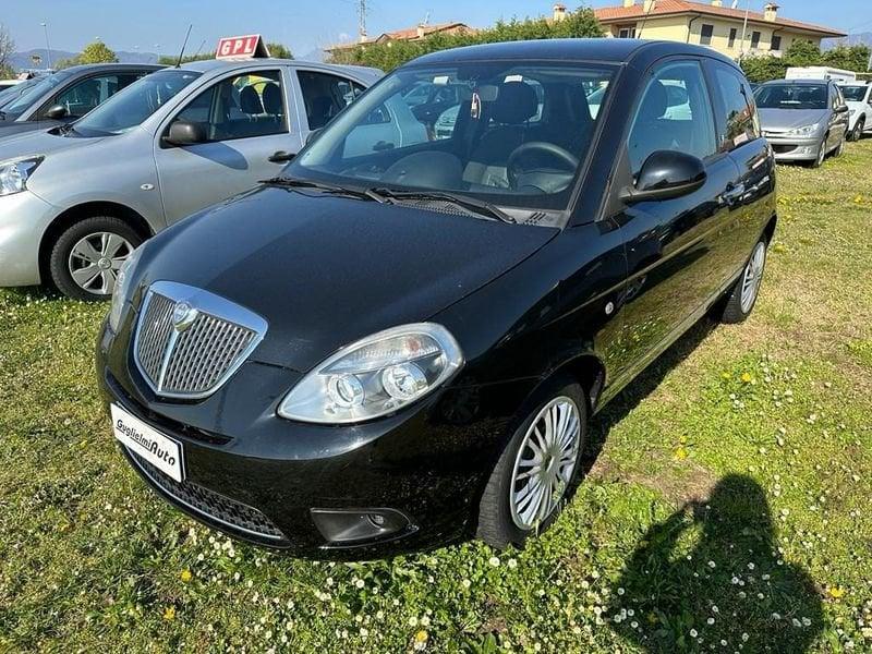 Lancia Ypsilon 1.2 69 CV Platino