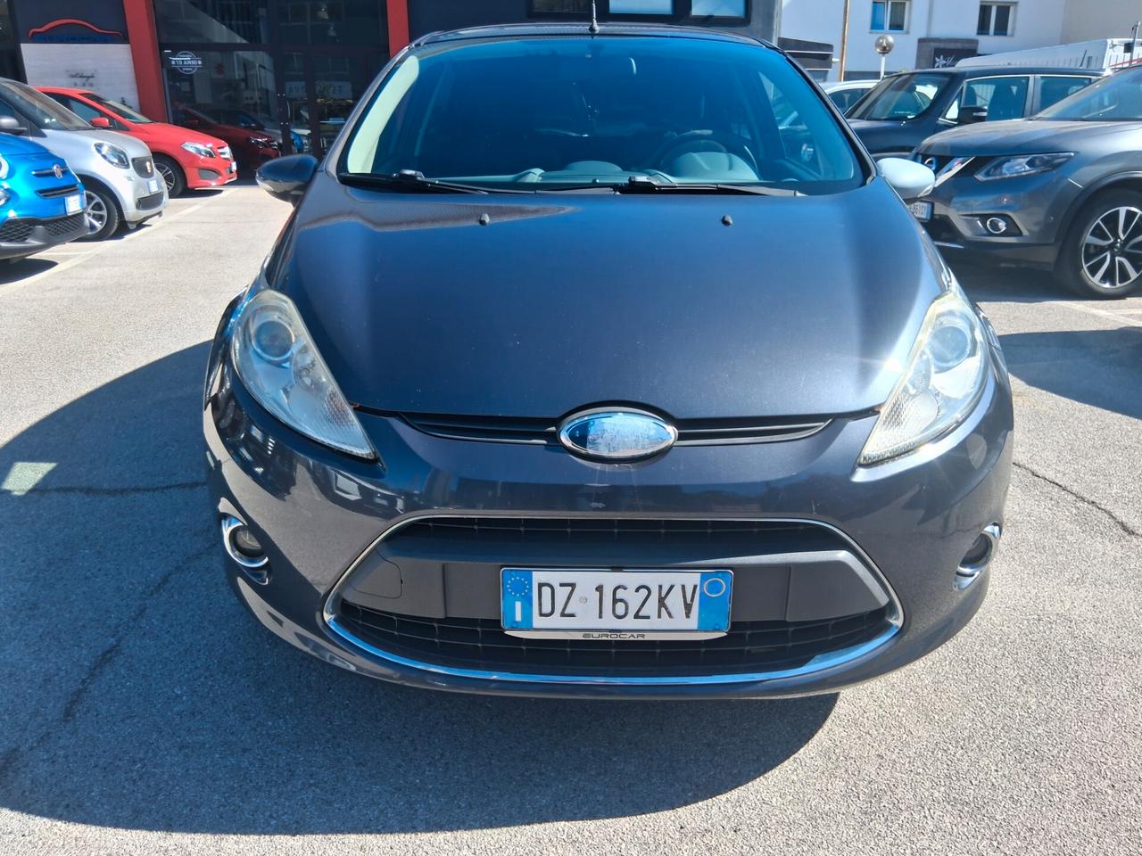 Ford Fiesta 1.4 TDCi 68CV 5 porte Titanium