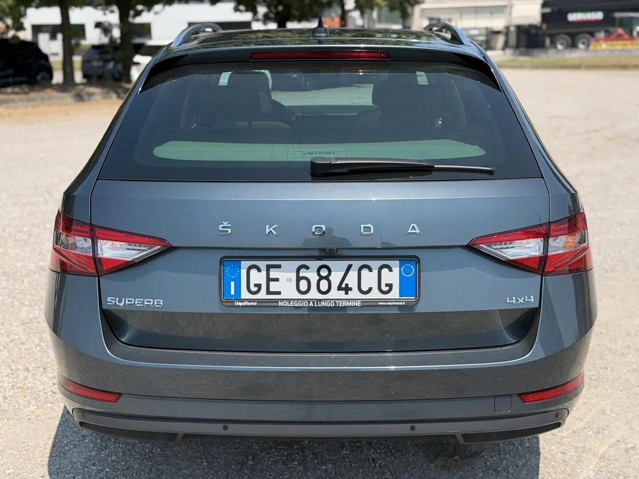 Skoda Superb 2.0 TDI EVO 200 CV SCR DSG Wagon 4x4 Style