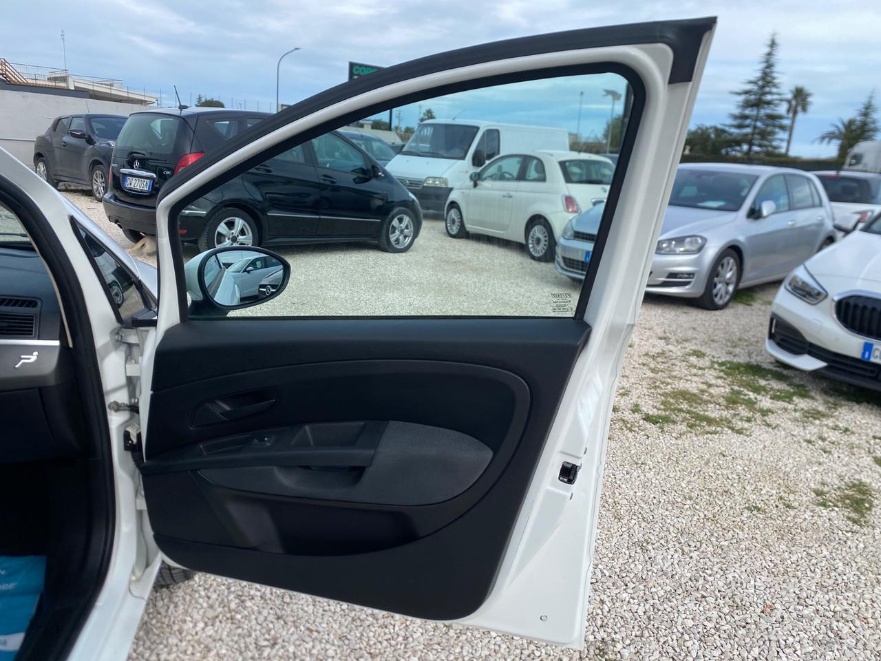 Fiat Grande Punto 1.2 5 porte Dynamic NEOPATENTATI UNICO PROPIETARIO