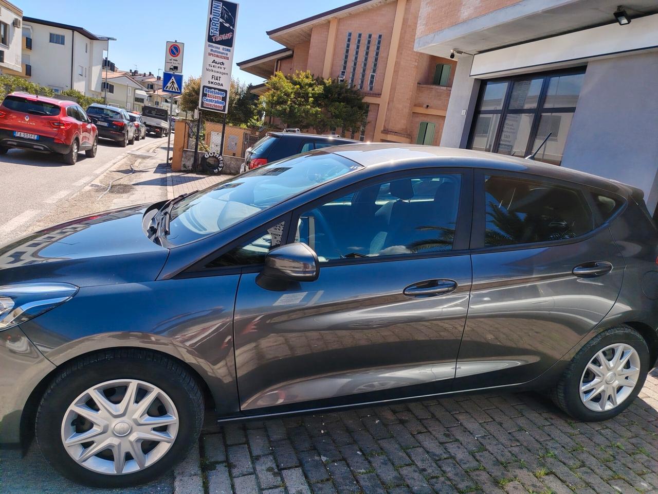 Ford Fiesta 1.5 EcoBlue 5 porte Vignale