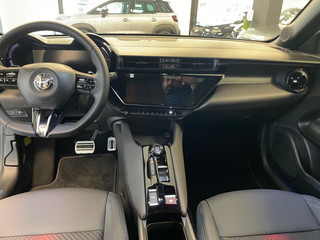 Alfa Romeo Junior 1.2 136 CV Hybrid eDCT6 Speciale