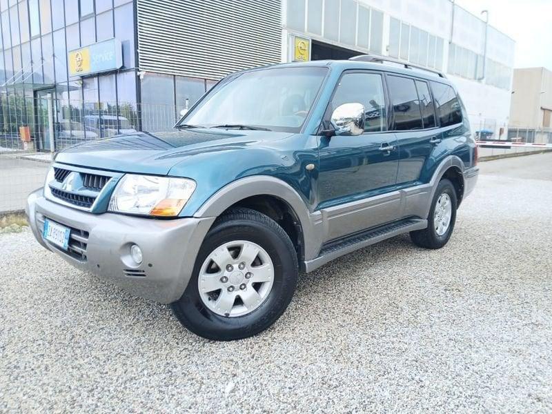 Mitsubishi Pajero 3.2 16V DI-D 5p. GLS2 7 POSTI
