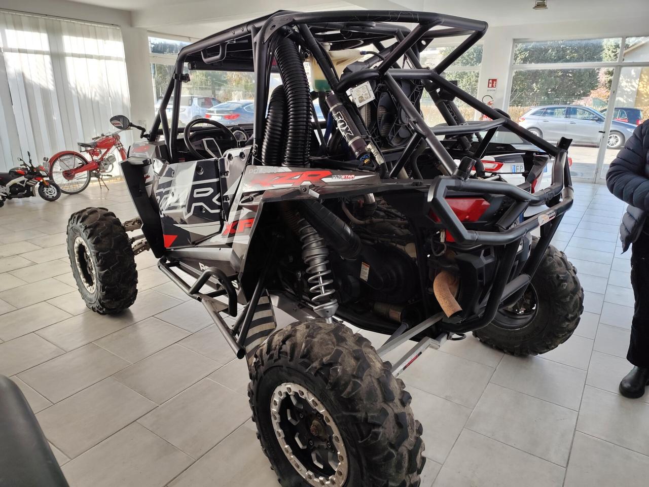 POLARIS RZR XP 1000 TURBO