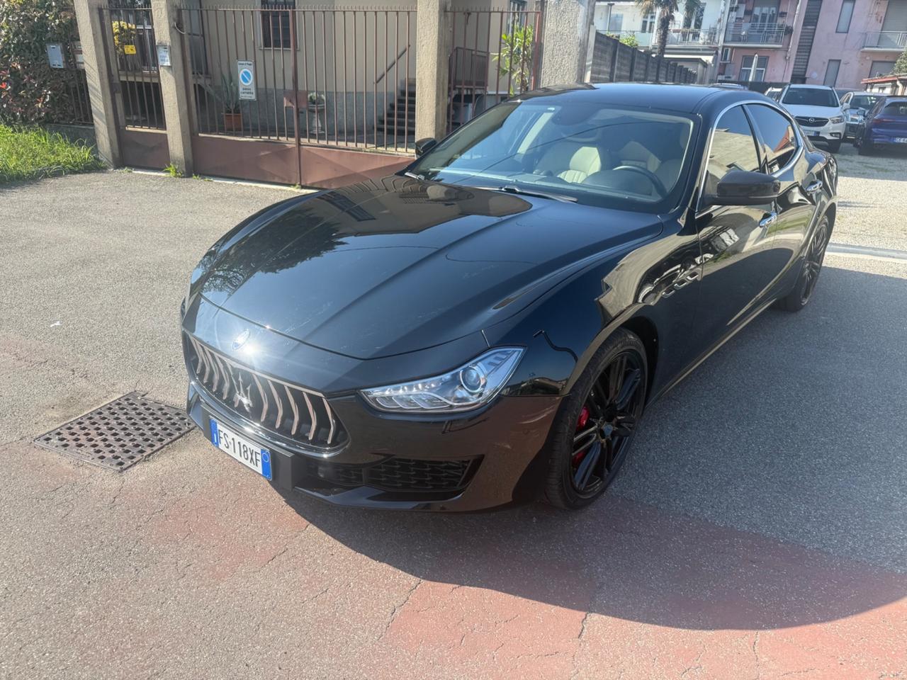 Maserati Ghibli V6 430 CV