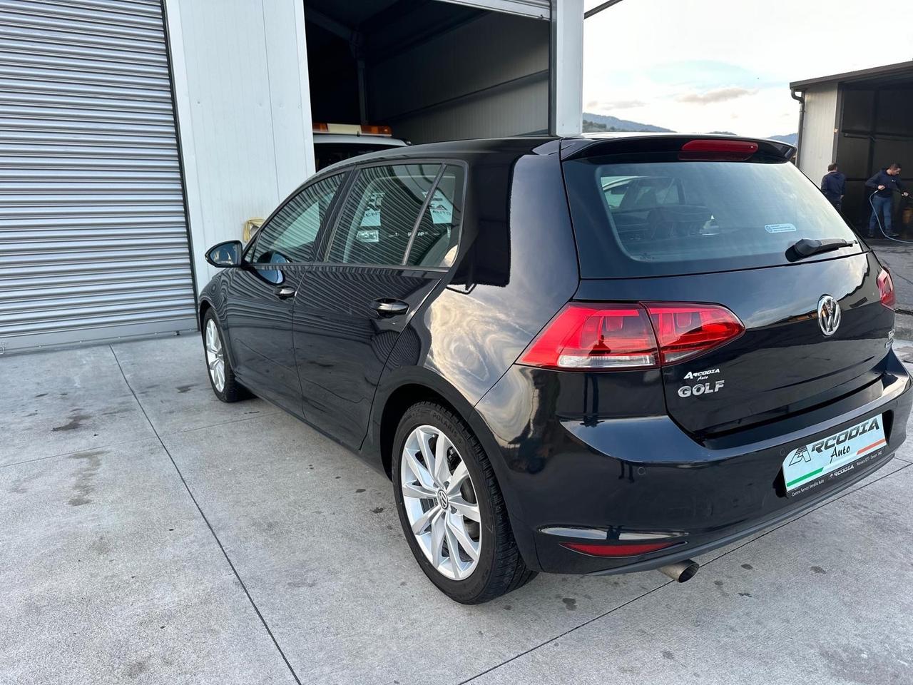 Volkswagen Golf 1.6 TDI DSG 5p. Highline BlueMotion Technology