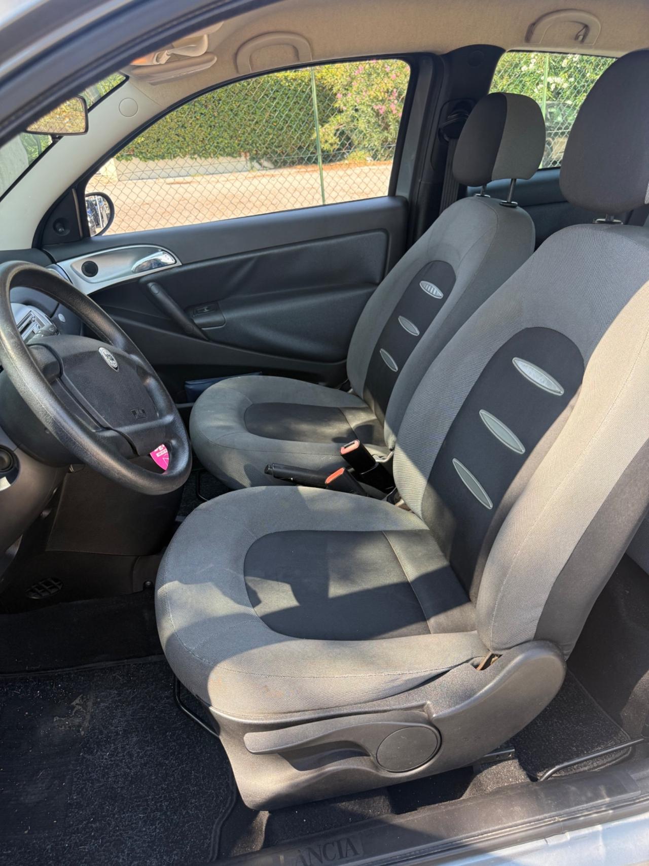 Lancia Ypsilon 1.2 Benzina/Metano NEOPATENTATI