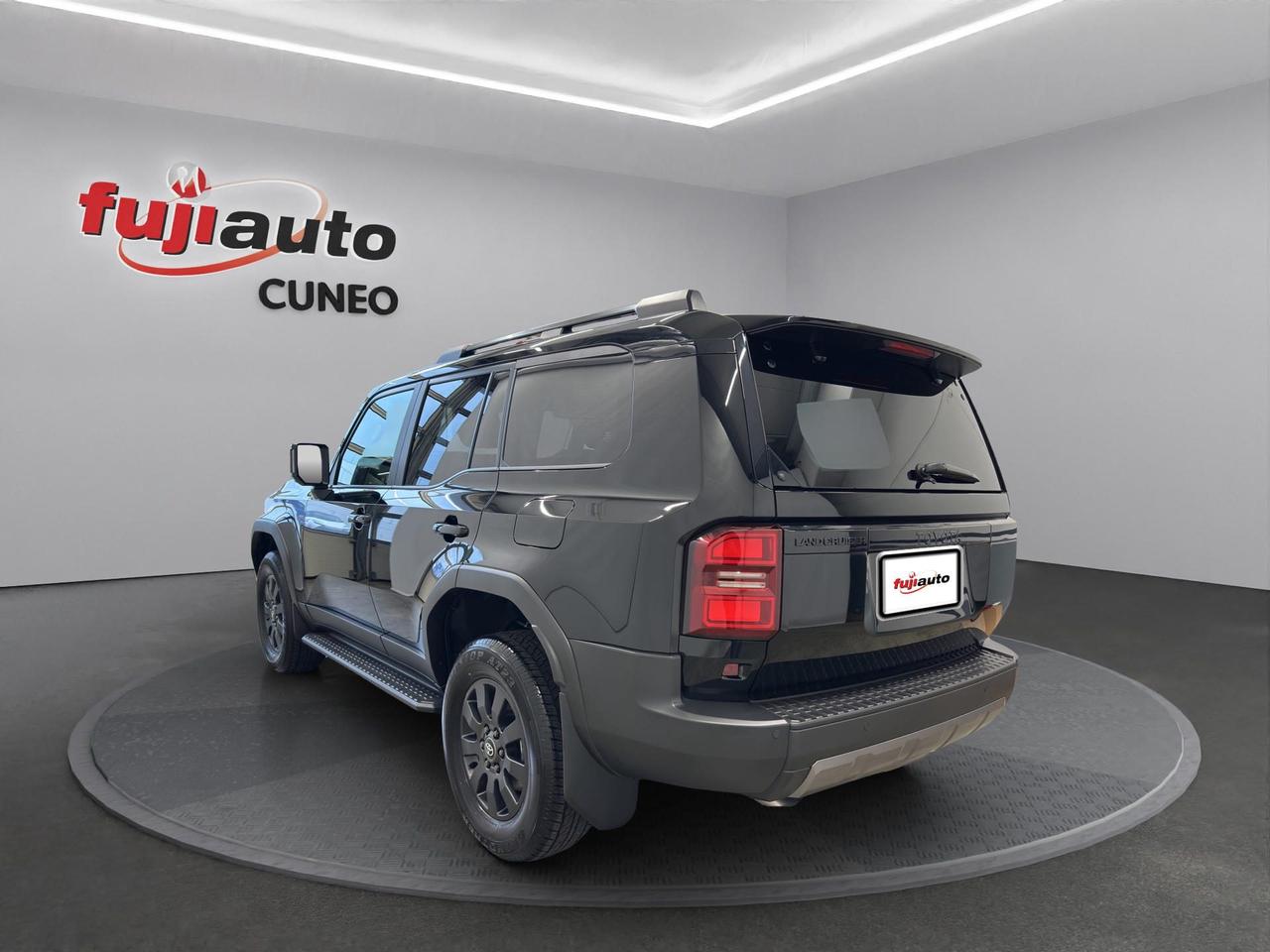 Toyota Land Cruiser 2.8 d-4d Adventure awd auto