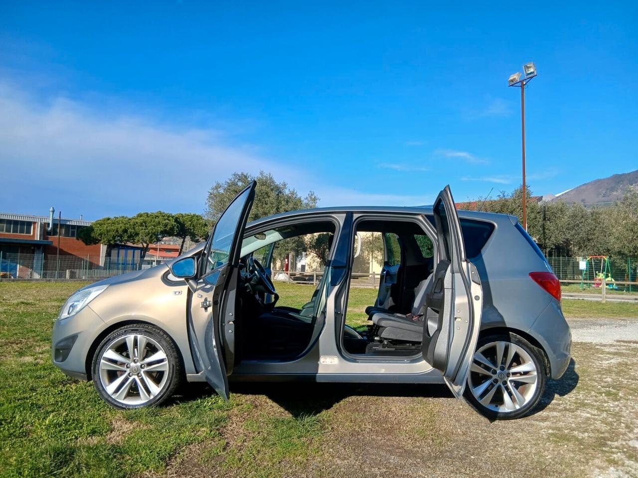 Opel Meriva 1.4 Turbo 120CV Cosmo