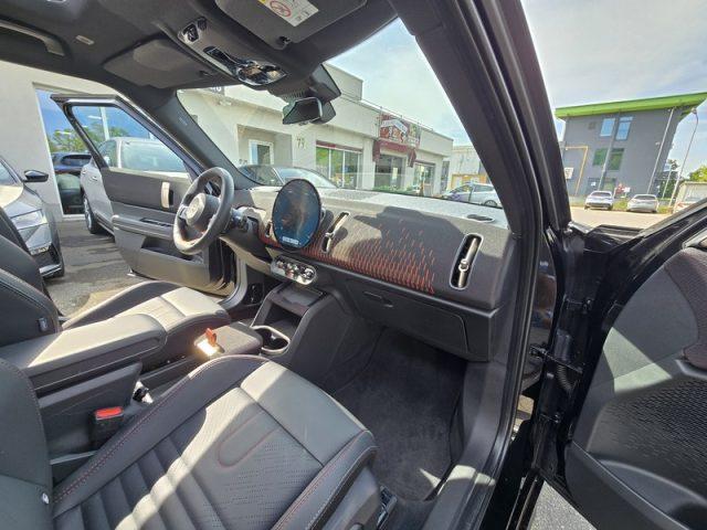 MINI Cooper S John Cooper Works ALL4 JCW Countryman