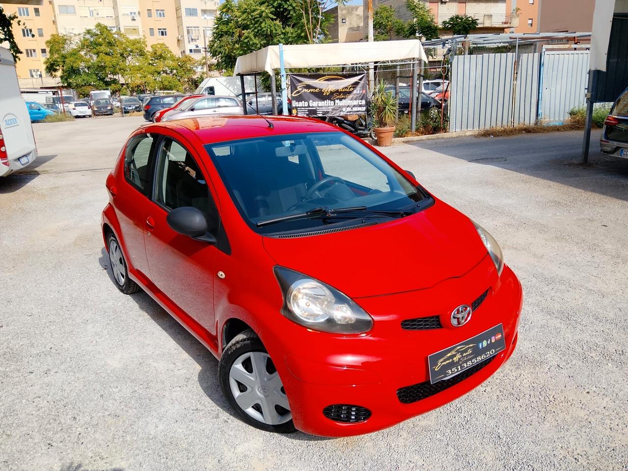Toyota Aygo 1.0 12V VVT-i 5 porte Now 2010