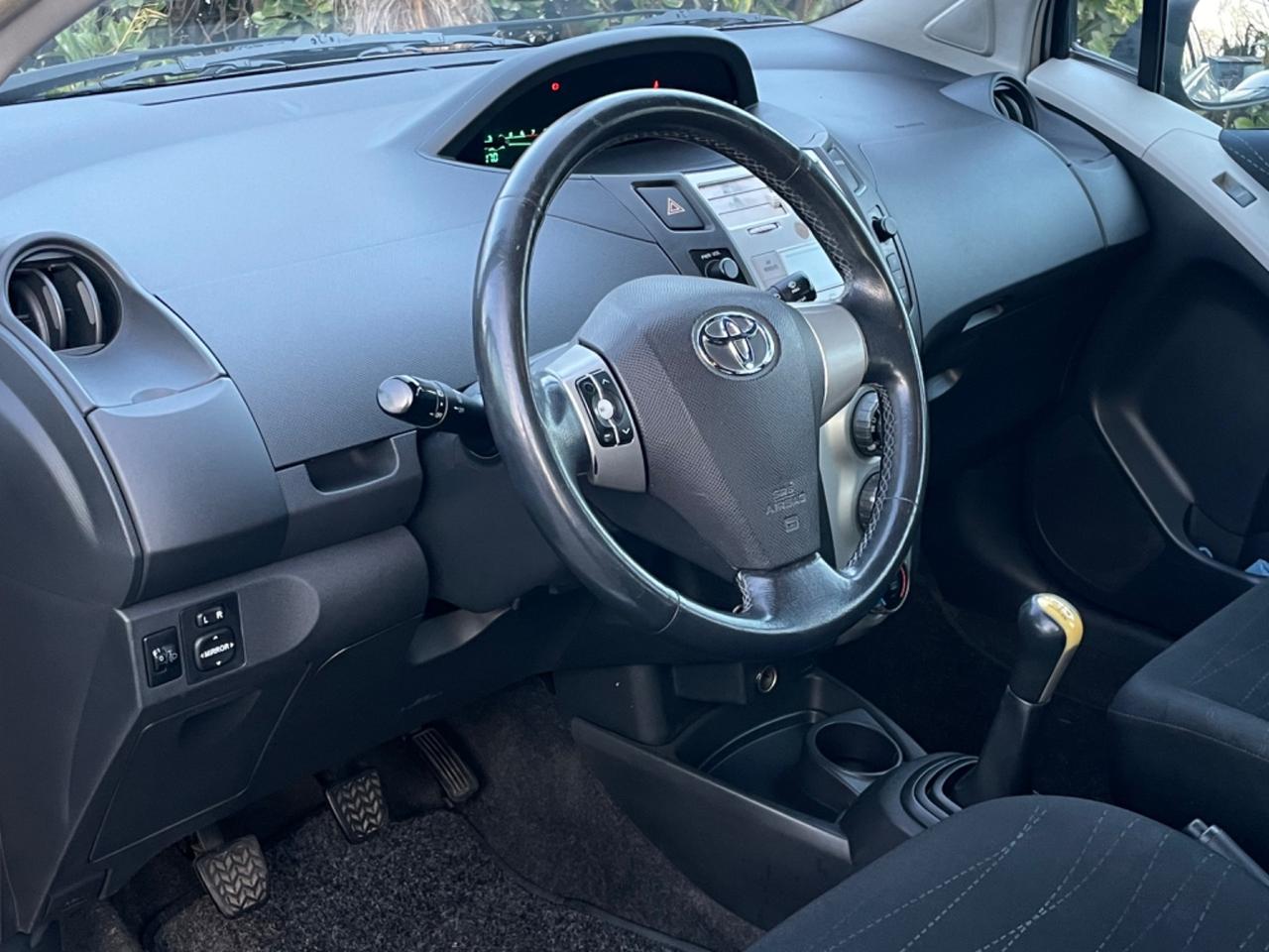 Toyota Yaris 1.0 5Porte Neopatentati