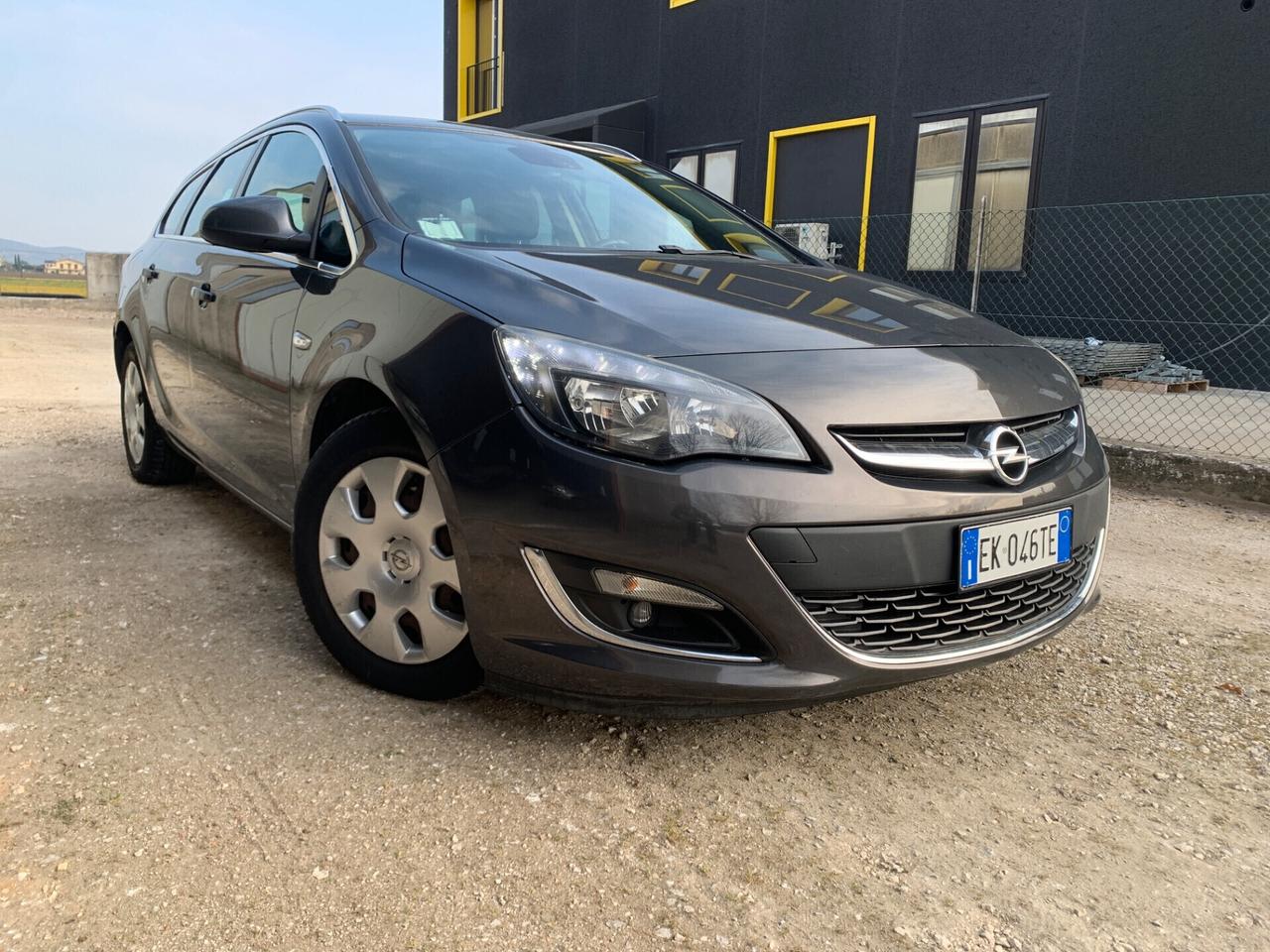 Opel Astra 1.7 CDTI 125CV Sports Tourer Cosmo