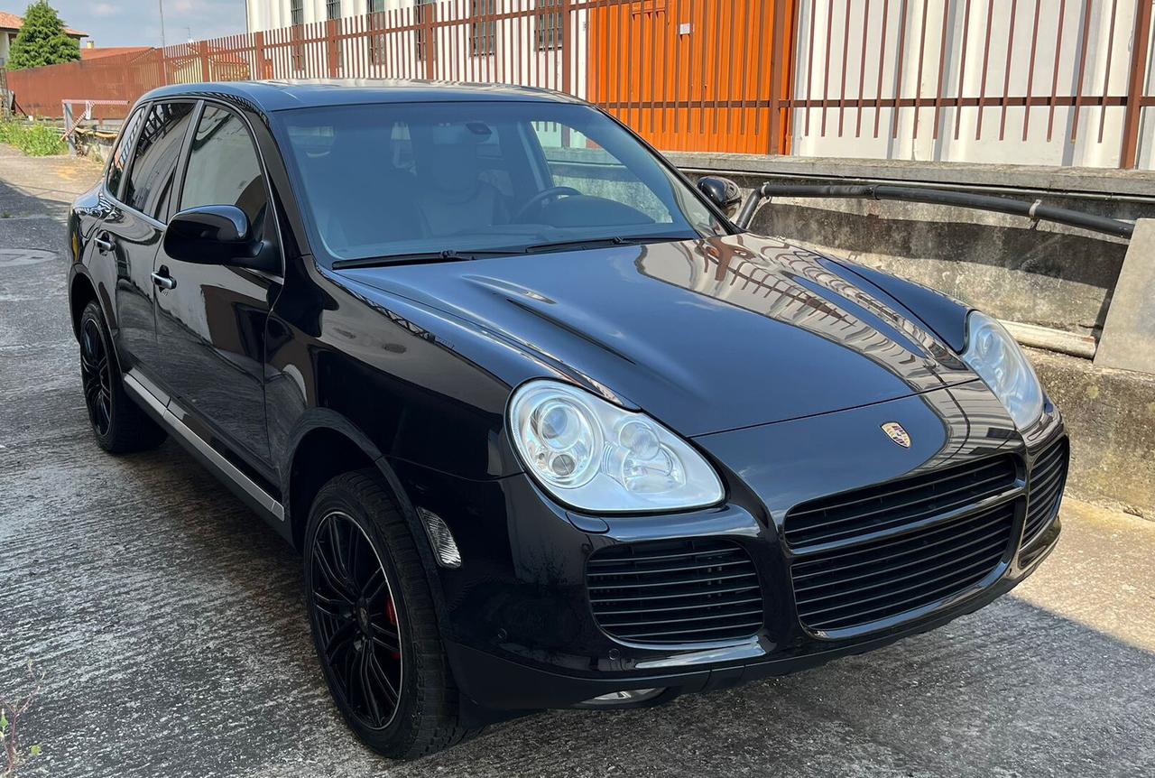 Porsche Cayenne 4.5 Turbo
