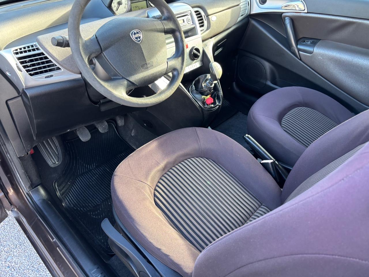 LANCIA YPSILON 1.2 BENZ 90.000KM