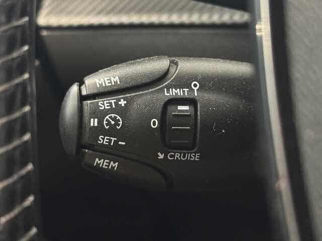 Peugeot 2008 1.2 PureTech 130 CV ALLURE PACK