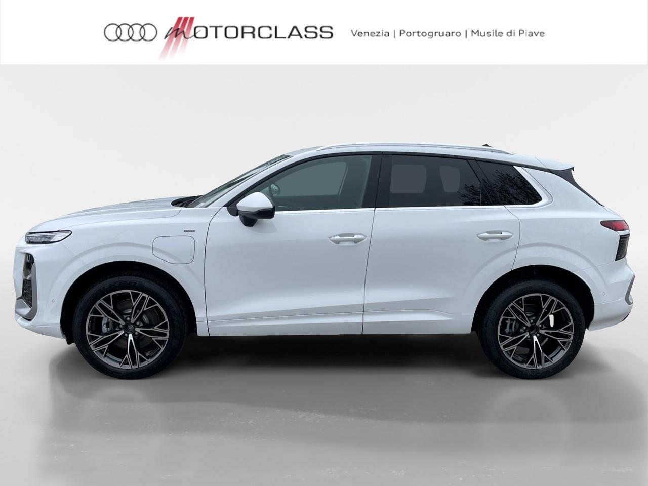 Audi Q3 1.5 e-hybrid 272cv s line edition s tronic