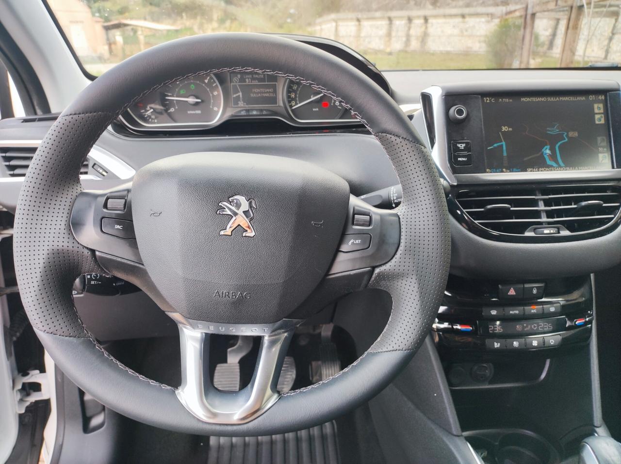 Peugeot 208 1.4 HDi 68 CV 3 porte Allure
