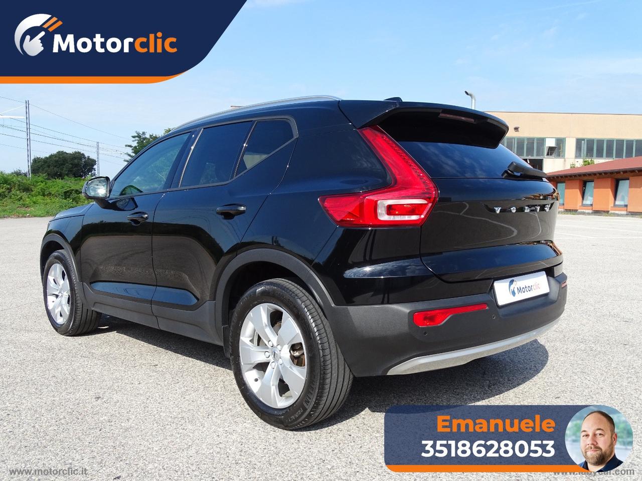 VOLVO XC40 T3 Momentum Core