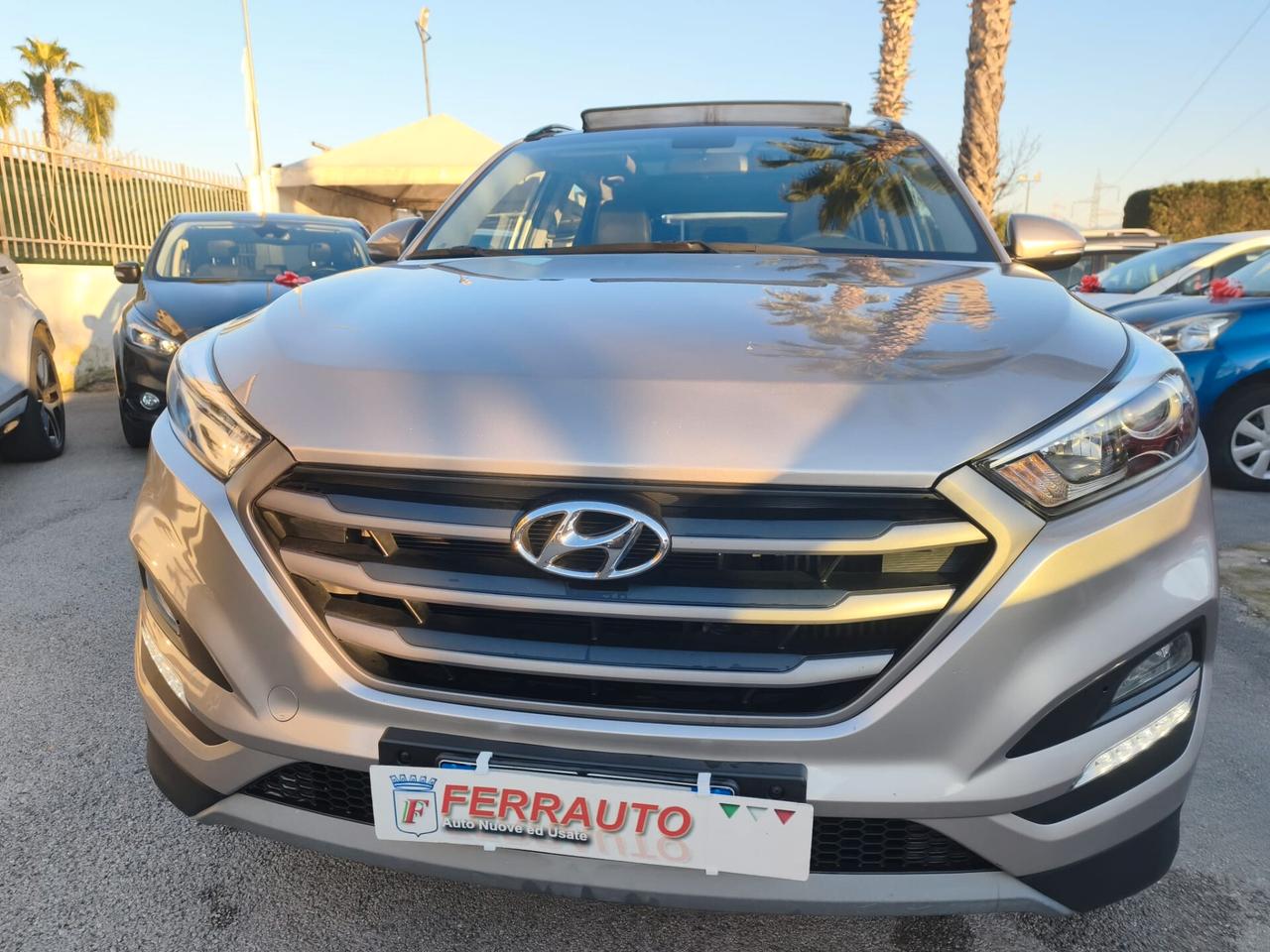 HYUNDAI TUCSON 1.6CRDI 116CV XTECH TETTO APRIBILE