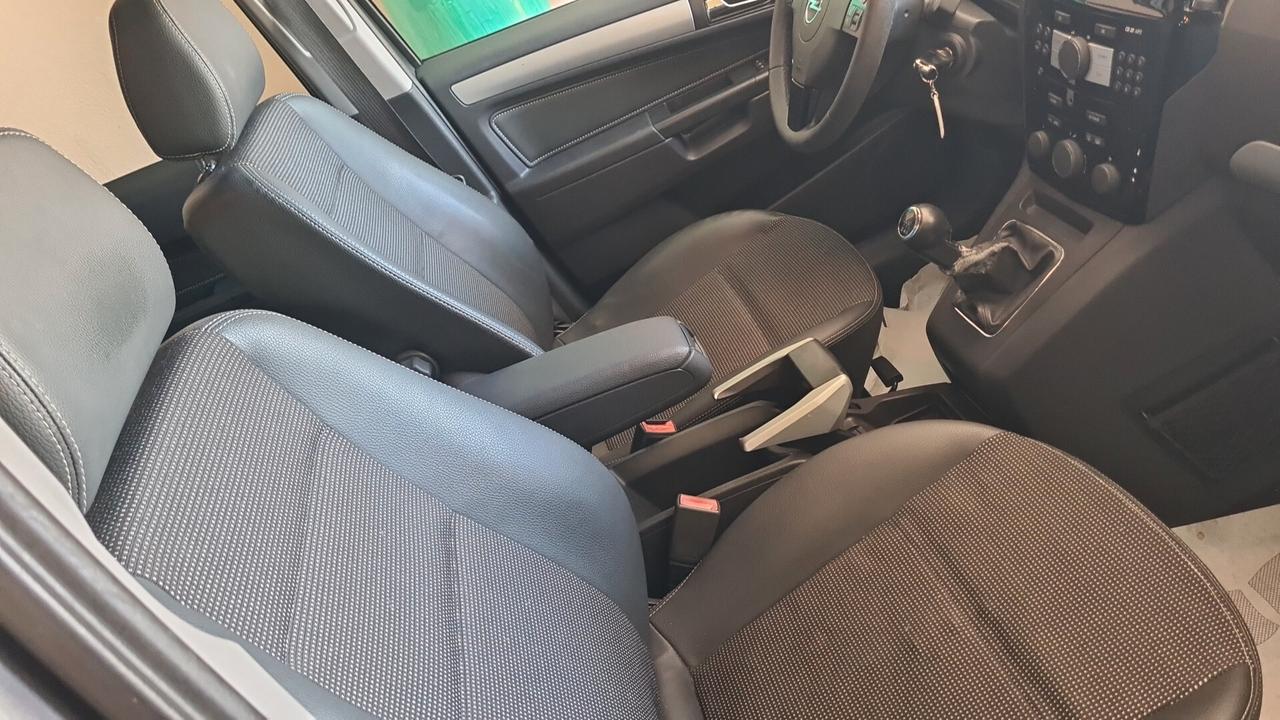 Opel Zafira 1.9 16V CDTI 150CV Enjoy
