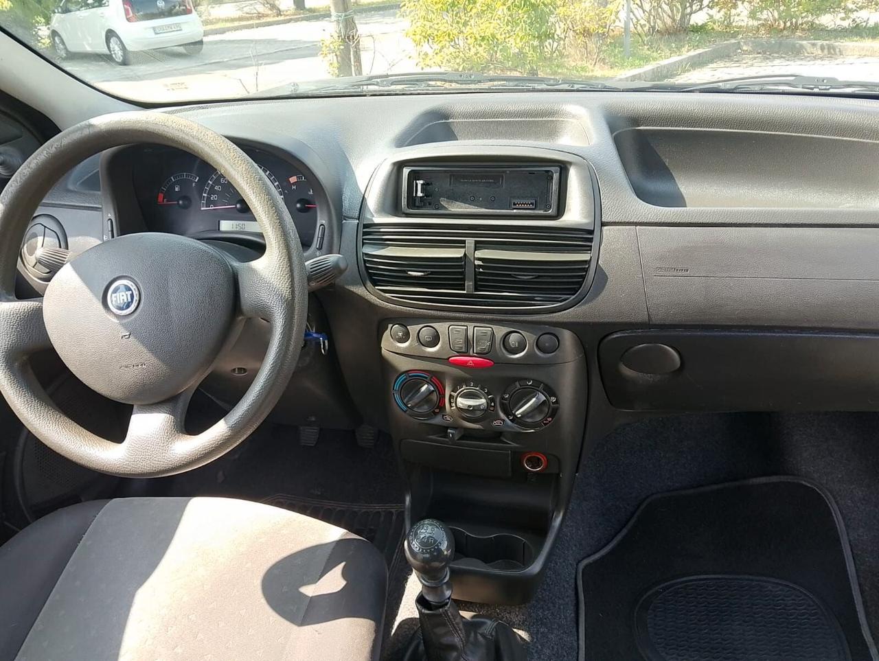 Fiat Punto 1.2 5 porte Active Natural Power