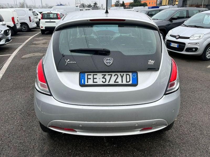 Lancia Ypsilon 1.2 69 CV 5 porte Gold